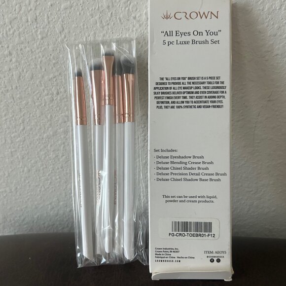 CROWN All eyes on You 5 pc Luxe Brush Set - Picture 4 of 4